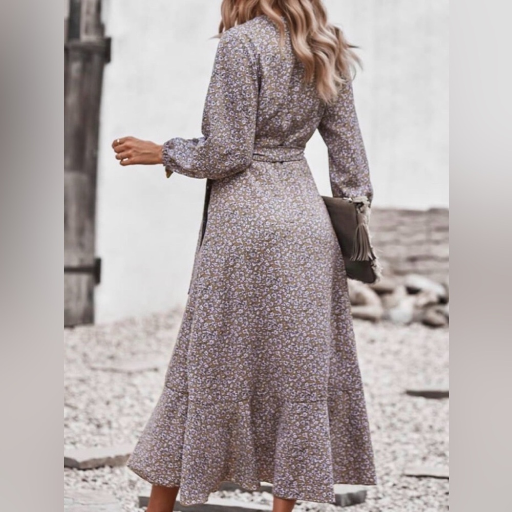 Chic Lavender Long Sleeve Maxi Dress - Picture 2 of 2